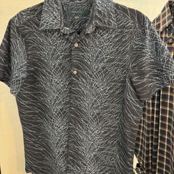Men’s Button Up Size S