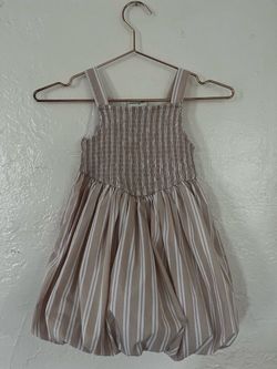 Toddler dress 5$