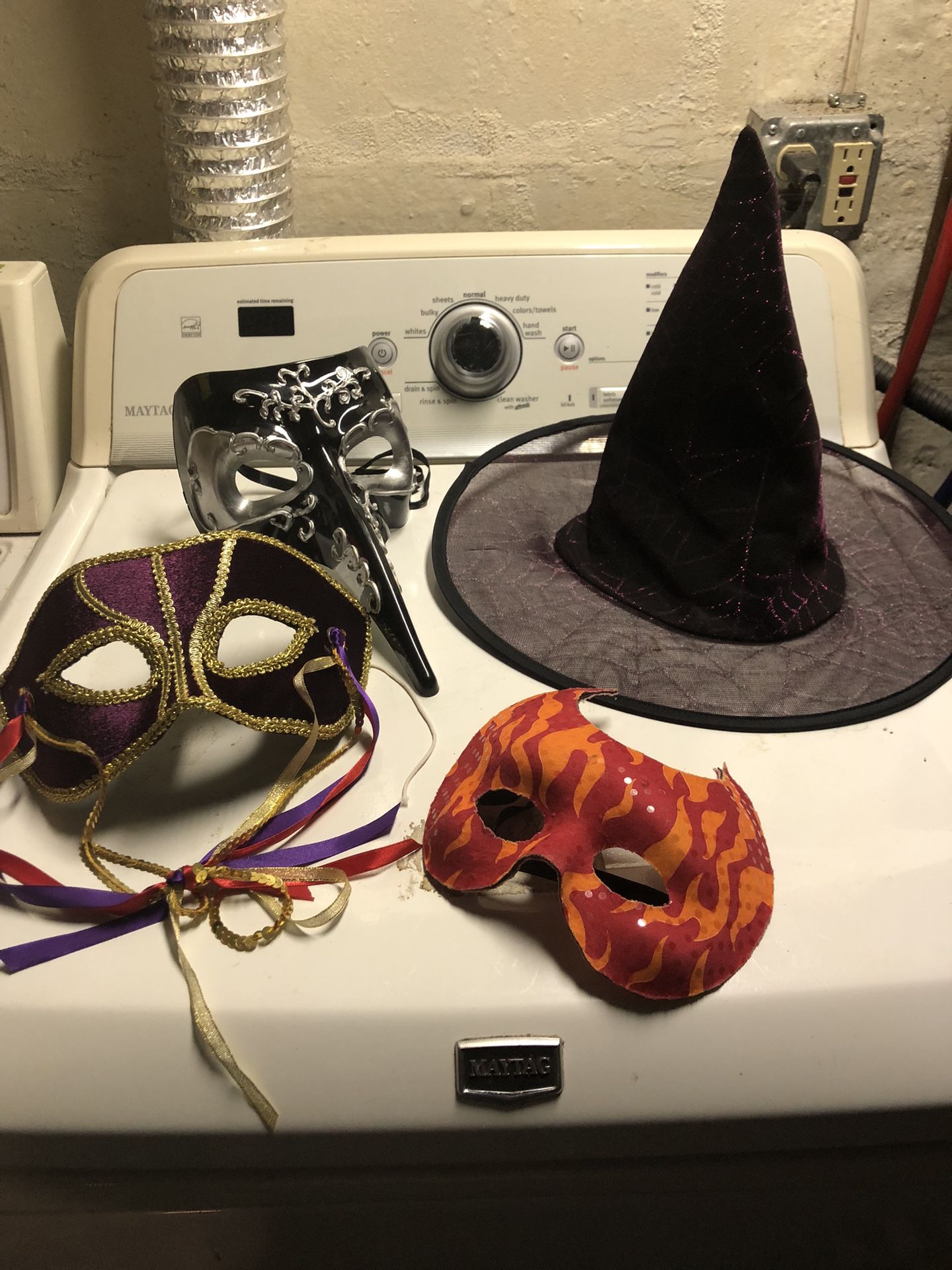 Halloween Costumes 