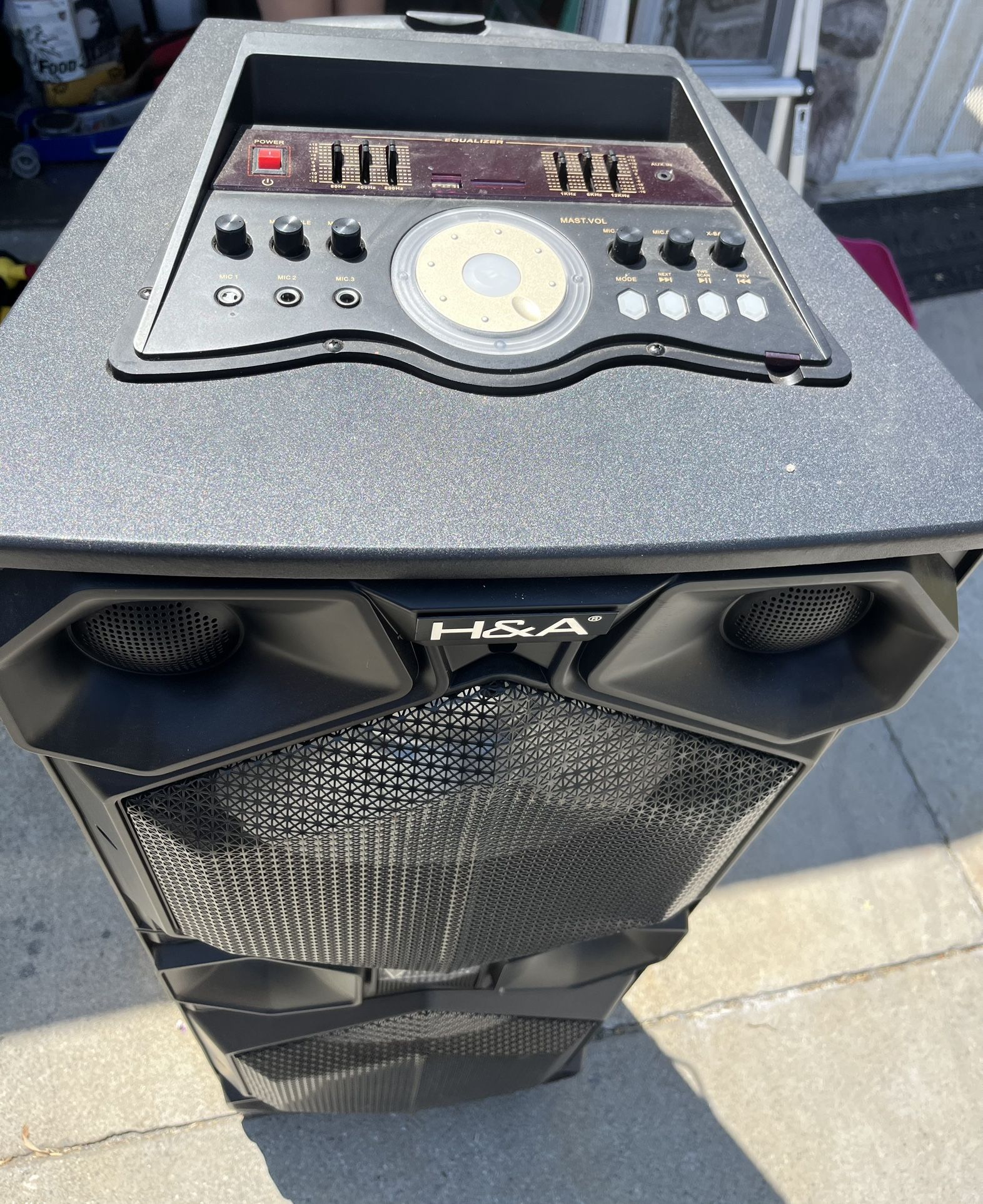 Bluetooth Speaker