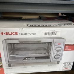 BLACK+DECKER 4slice Toaster Oven