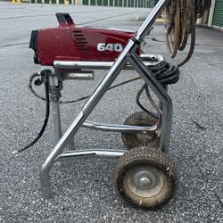 Titan 640 Spray Paint 