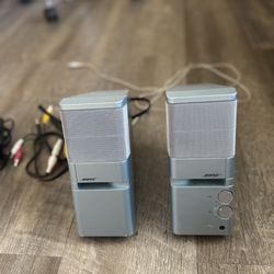 Bose Mediamate Portable Companion Laptop Computer Speaker