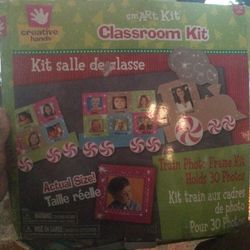 Holiday classroom kit