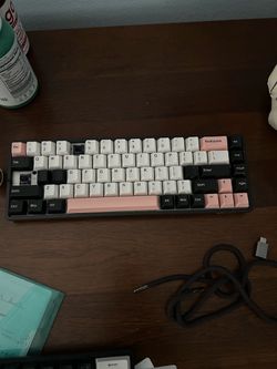 Akko keyboard modded with creamy black switches open to negotation