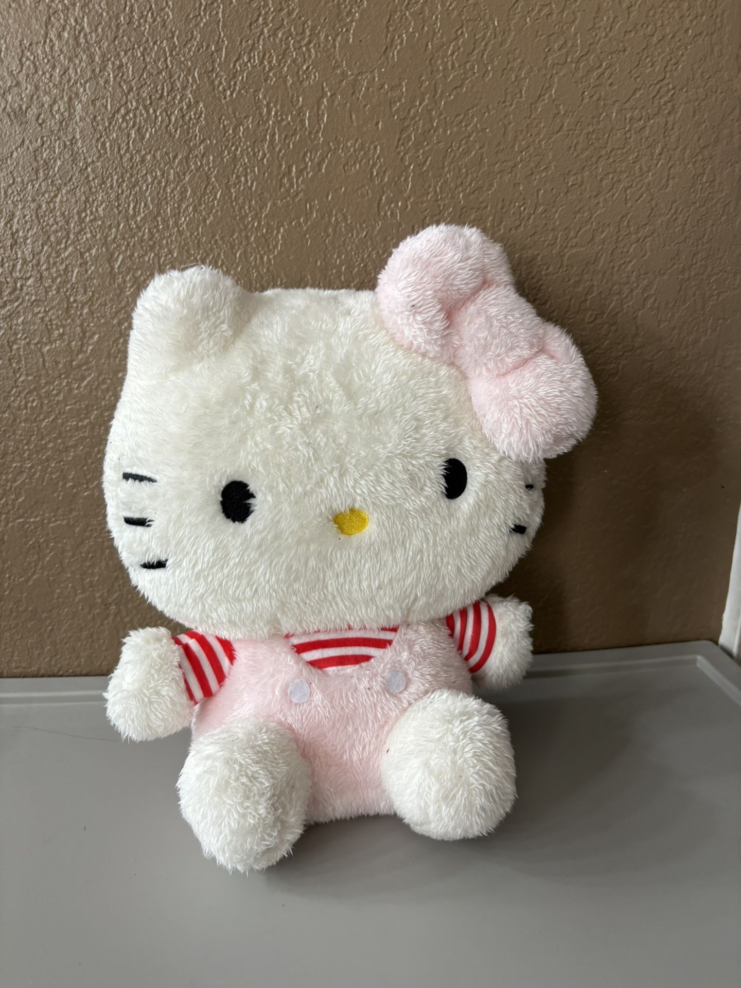 hello kitty plush