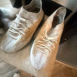 Adidas Yeezy’s 380 boost mist