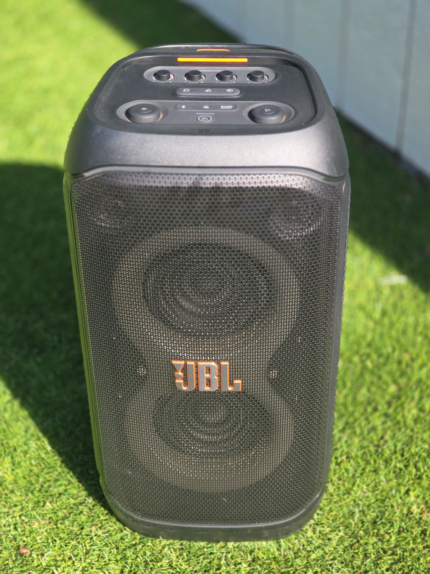 JBL party box stage 320 heavy duty portable bluetooth speaker used for less than three months asking 450 or open to trades. Pick up is in Lucas