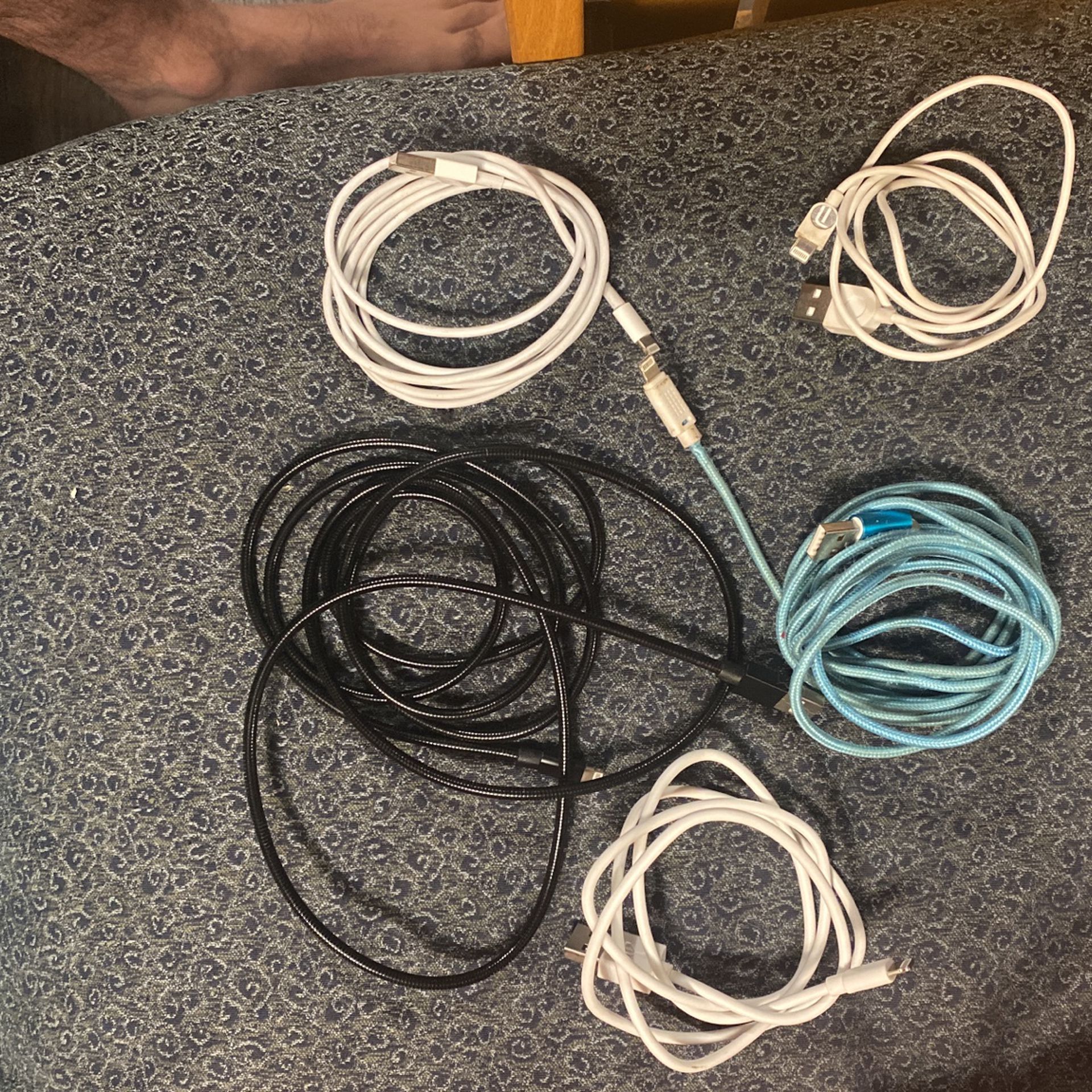 5 iPhone Chargers 