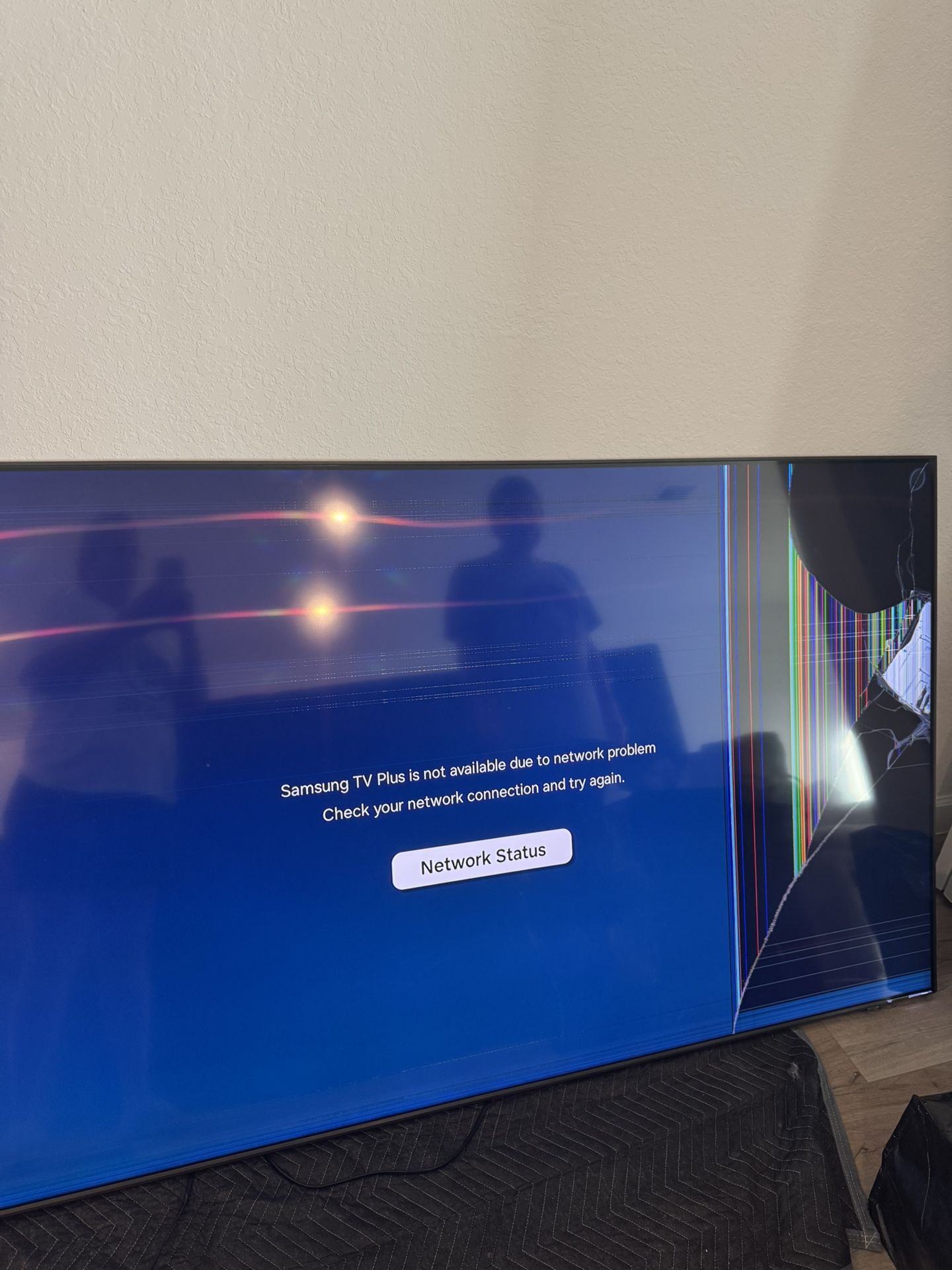 Damaged TV 75”
