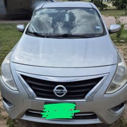 2016 Nissan Versa