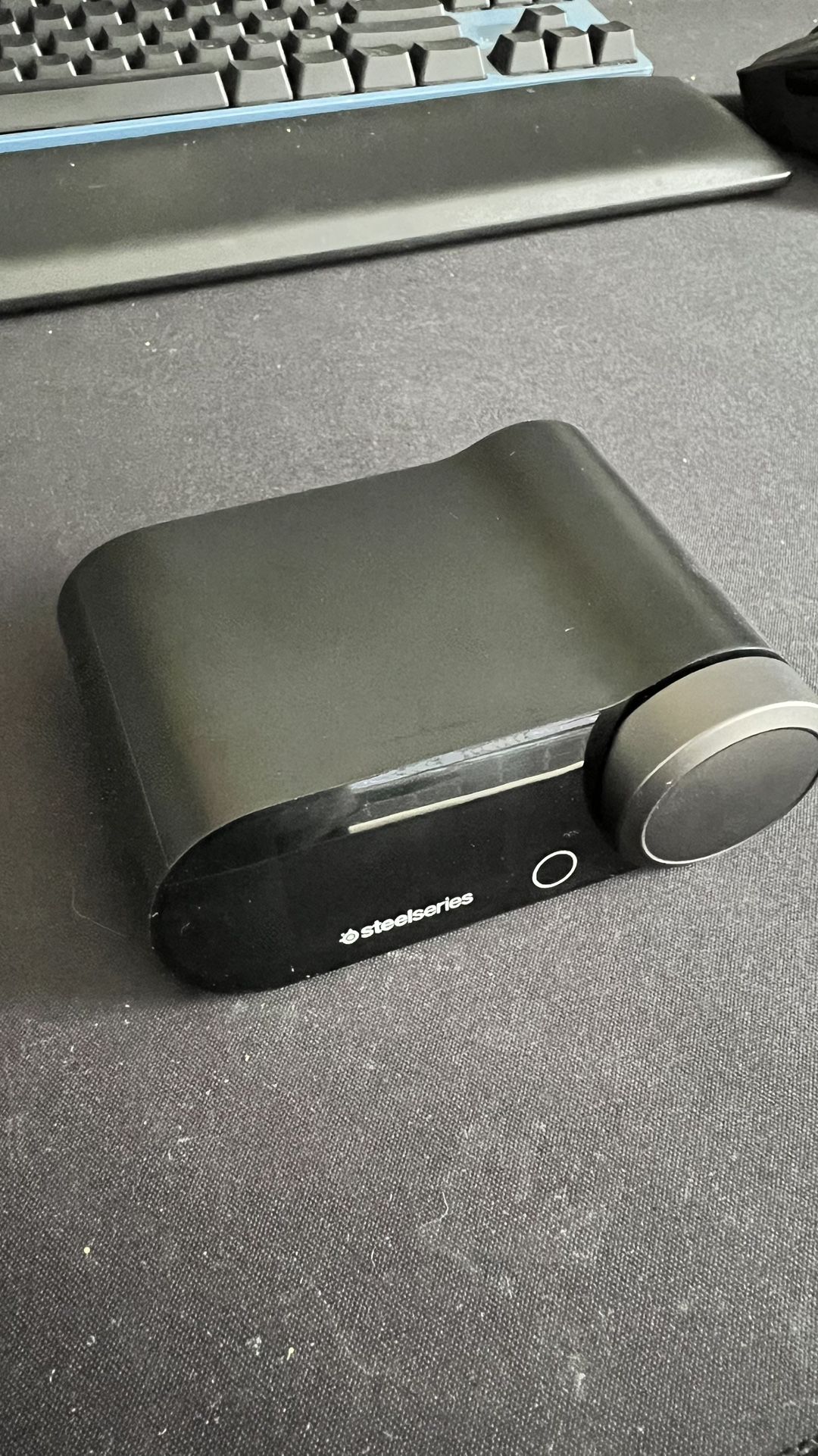 SteelSeries Arctis Nova Pro Wireless Base station