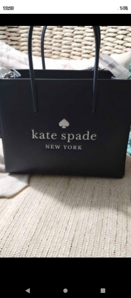 New Kate Spade Trista Tote Navy It still Has The Tags On It