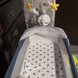 Electric Swing/ Bassinet 