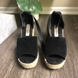 Black Wedges