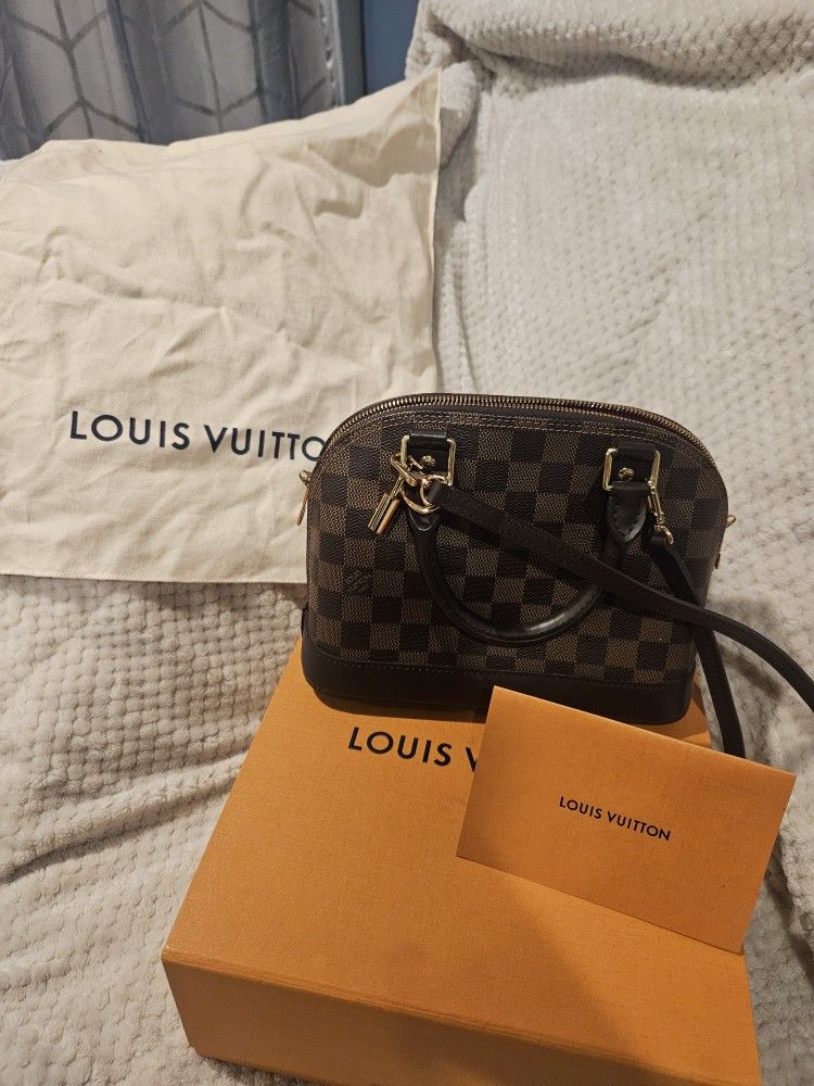 Louis Vuitton Purse