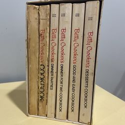 Betty Crocker Cook Books