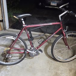 Trek Bike (contact info removed) 22 Inch Wheels