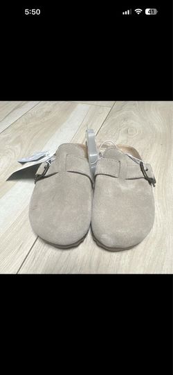 Cat & Jack Women's Beige Suede Slip-On Buckle Sandals Casual Size 13
