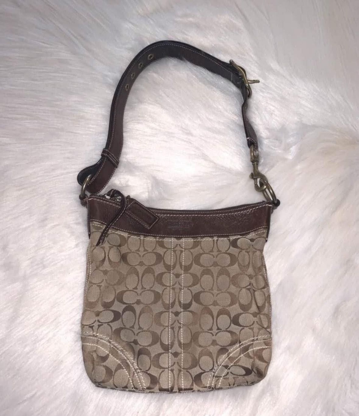 Vintage Classic Coach Canvas Signature C Shoulder Bag