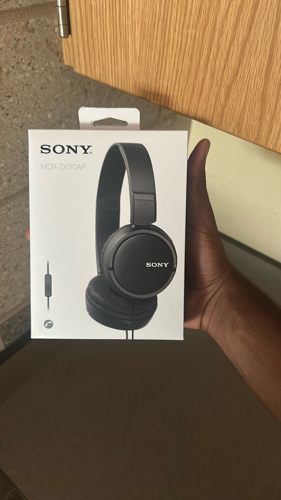 BRAND NEW SONY HEADPHONES