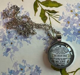 Silver necklace to daughter