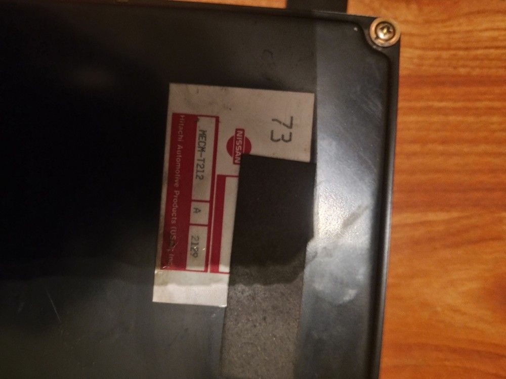 Nissan D21 ECU 