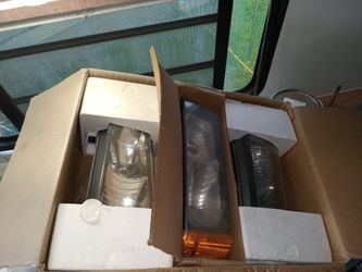 2005 Chevrolet 1500 Silverado Headlights