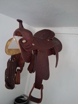 Horse chair