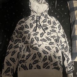 Nike Hoodie, Size Medium 