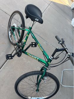 LEADER 25 INCH BICYCLE    24  inch