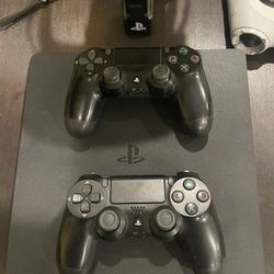 PS4 Slim