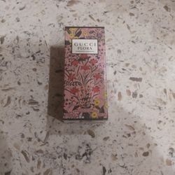 Gucci Flora Gorgeous Gardenia