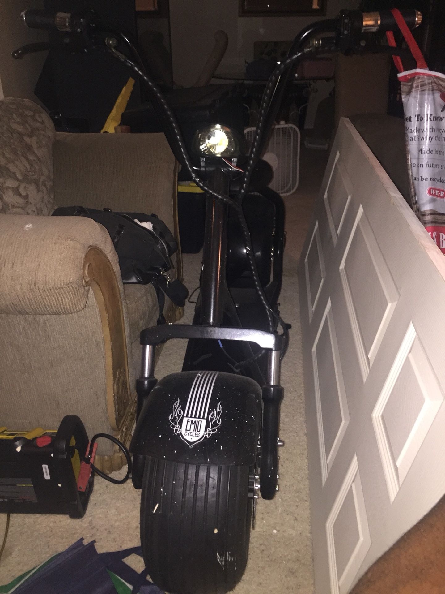 Fast Electric bike with Alarm/remote start +charger (Emo Cycles)