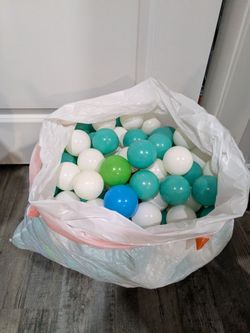 Ball pit balls