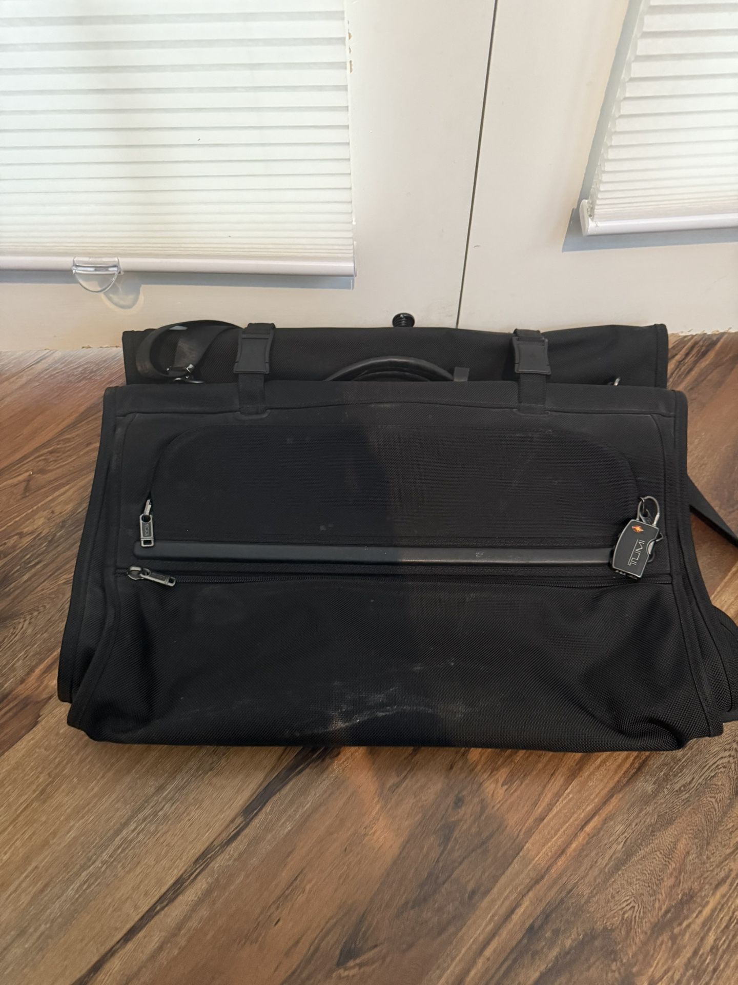 Tumi - Garment Bag Tri-Fold Carry-On