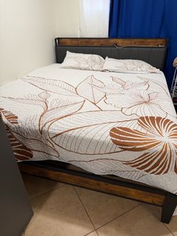 King size bed