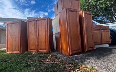 9 Cabinets 1 Bottom 8 Tops- Solid Wood