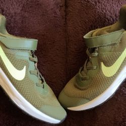 Nike Size 3Y