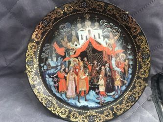 12 Hamilton Russian Tales Collection Plates In Excellent Condition