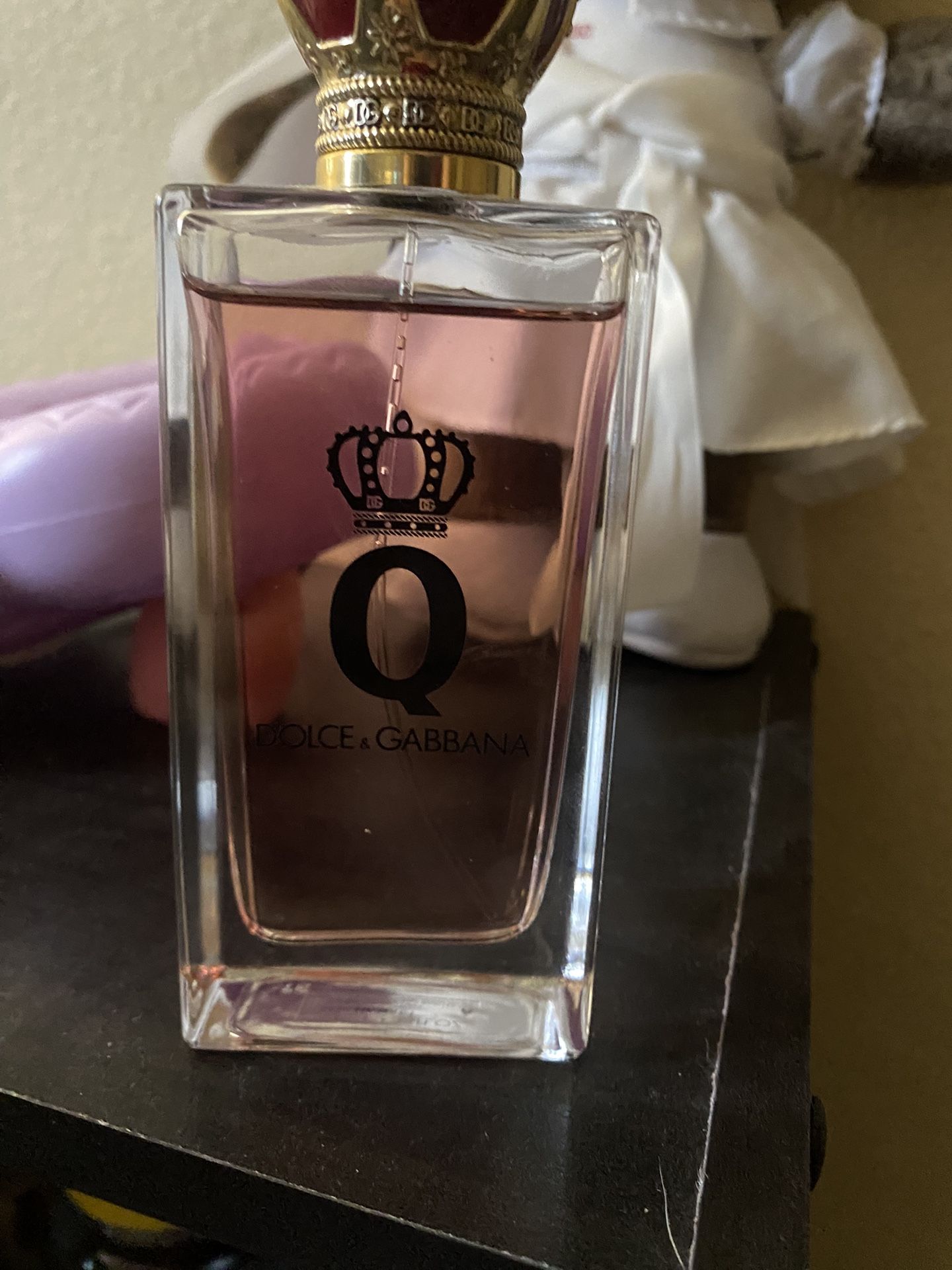 Dolce & Gabbana Perfume Q