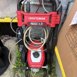 Craftsman’s Pressure Washer 