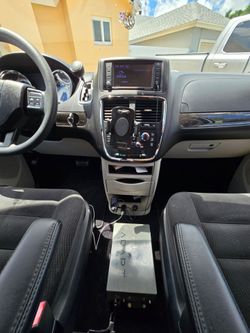 2019 Dodge Gran Caravan wheelchairs Conversion  van
