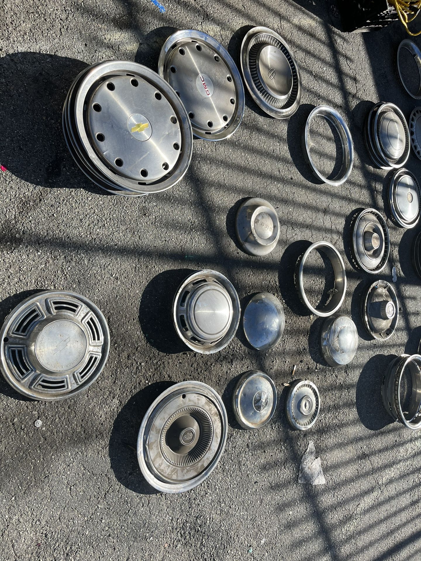 Hubcaps for Sale in Los Angeles, CA OfferUp