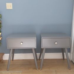 Set of Two Nightstands - Gray