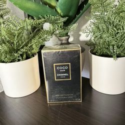 Chanel Coco Noir 