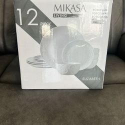 Mikasa Living Dinnerware Set