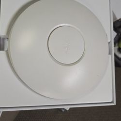 Ubiquiti Unifi AP Pro