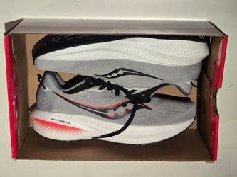 New Saucony Triumph 21 Mens 11.5