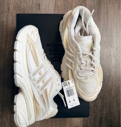 Pharrell adidas Adistar Jellyfish Triple White Virginia Mens Shoes Size 8